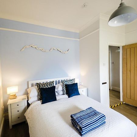 Flat 1 Flint House Tenby - 2 Bedroom - Garden - Dog Friendly Eksteriør billede
