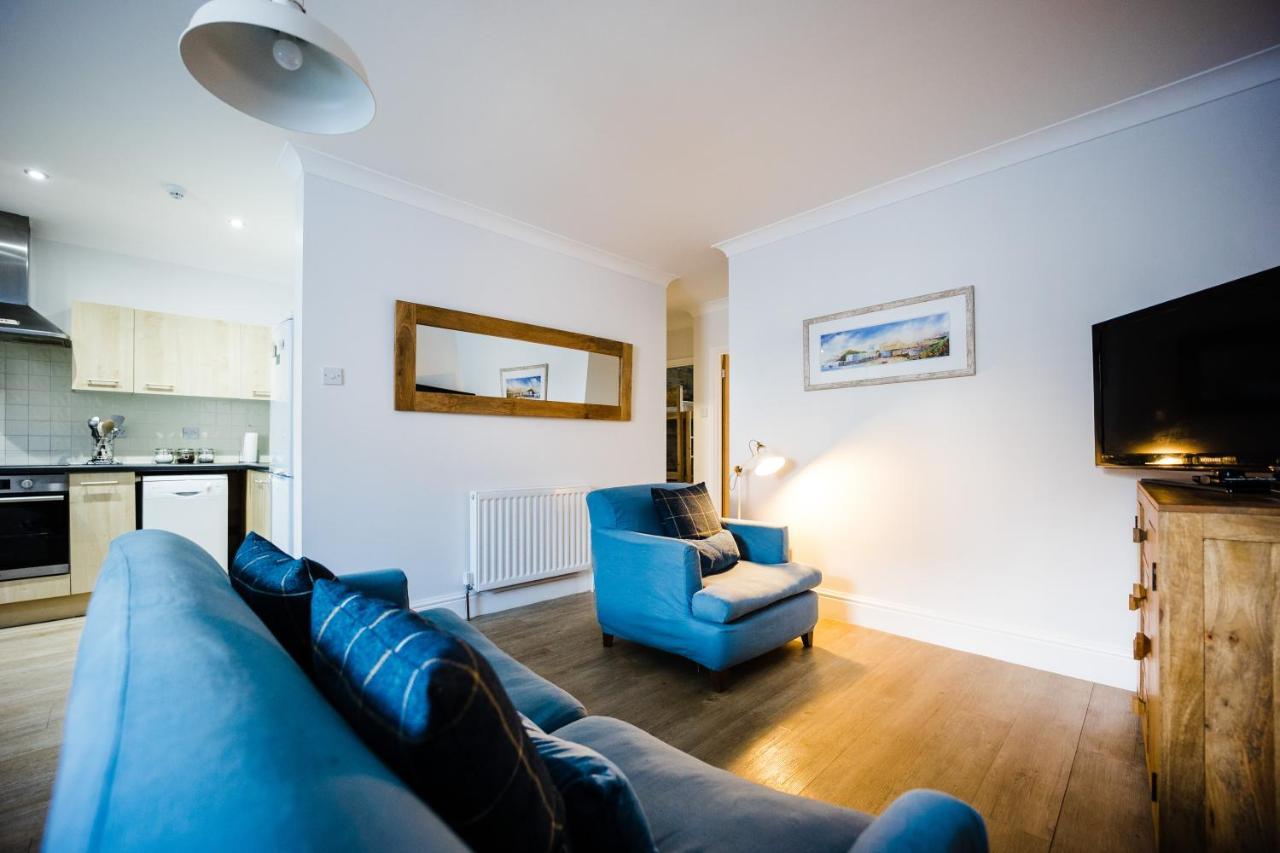 Flat 1 Flint House Tenby - 2 Bedroom - Garden - Dog Friendly Eksteriør billede